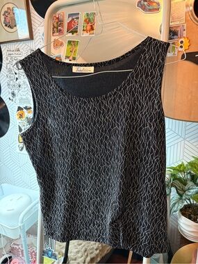 Tradition Black Metallic-Thread Scoop Neck Crop Top